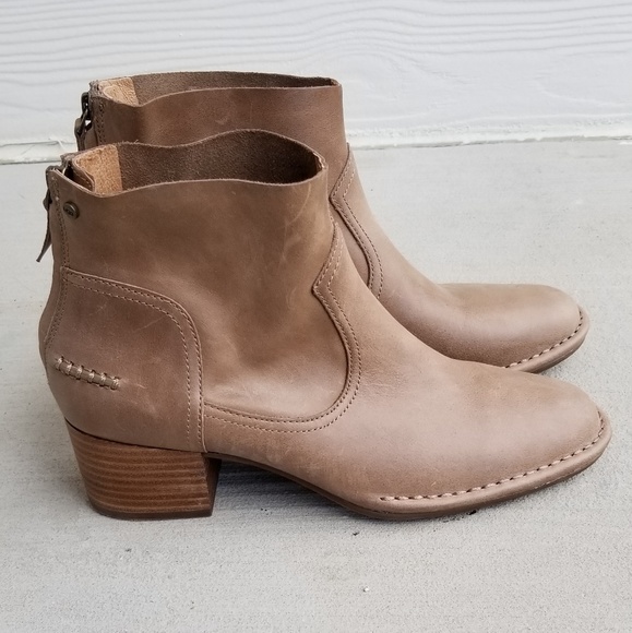 bandara leather ankle boot